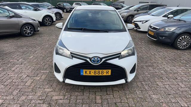 Toyota YARIS 1.5 Hybrid Now
