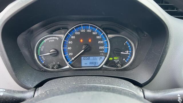 Toyota YARIS 1.5 Hybrid Now