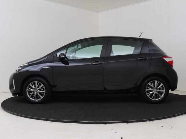 Toyota YARIS 1.5 Hybrid Design | LM velgen | Camera | Full map navigatie | Climate control |