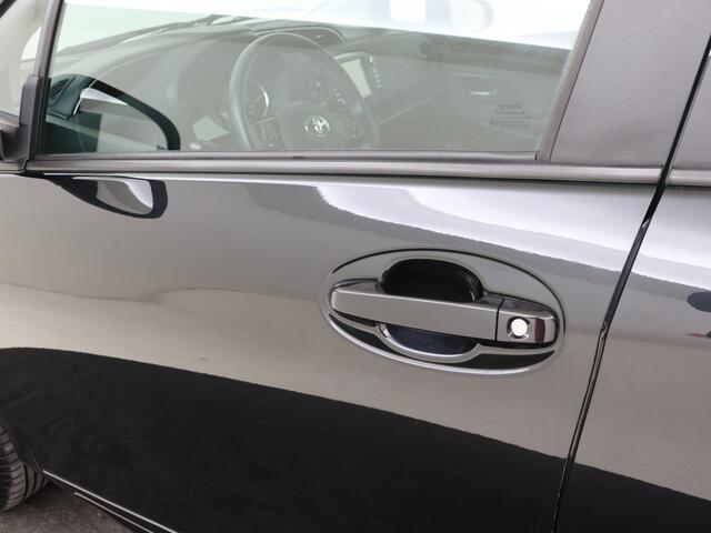 Toyota YARIS 1.5 Hybrid Design | LM velgen | Camera | Full map navigatie | Climate control |