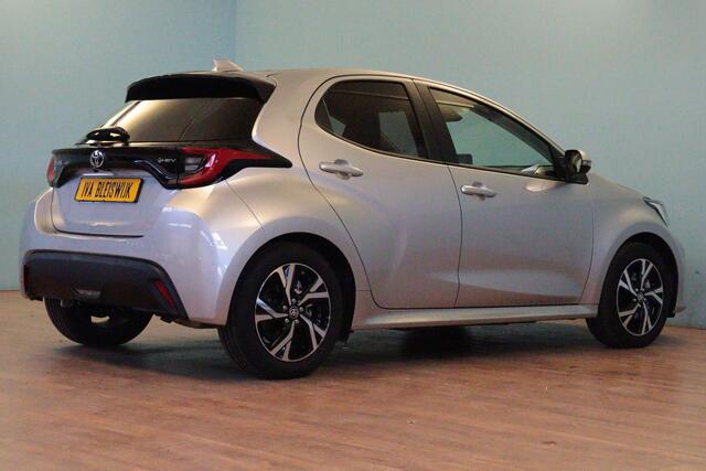 Toyota YARIS 1.5 Hybrid Dynamic | APPCONNECT | CLIMA | CAMERA | ADAP CRUISE | LANE-ASSIST |