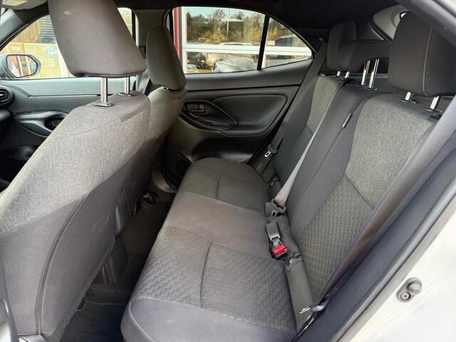 Toyota YARIS 1.5 HYBRID 115 FIRST EDTION NIEUW MODEL!