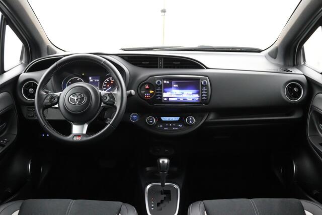 Toyota YARIS 1.5 Hybrid GR-Sport | Unieke Auto | Keyless Entry | Sportstoelen | Stoelverwarming |