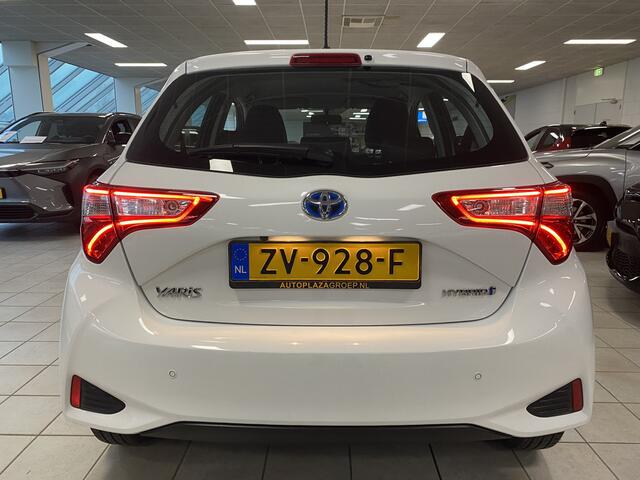 Toyota YARIS 1.5 Hybrid Design Edition