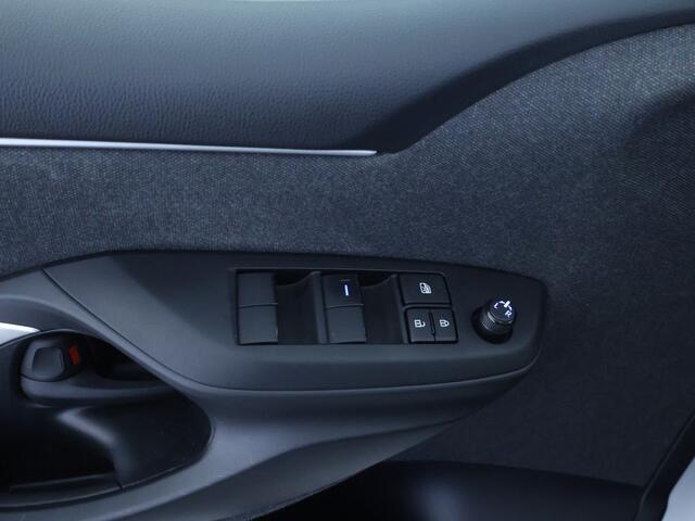 Toyota YARIS 1.5 Hybrid 115 First Edition