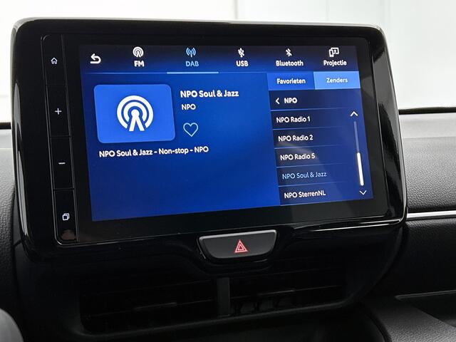 Toyota YARIS 1.5 Hybrid 115 Dynamic | Stoelverwarming | Parkeersensoren rondom |