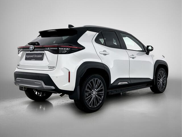 Toyota YARIS TOYOTA CROSS AWD Adventure Limited AWD | Treeplanken |