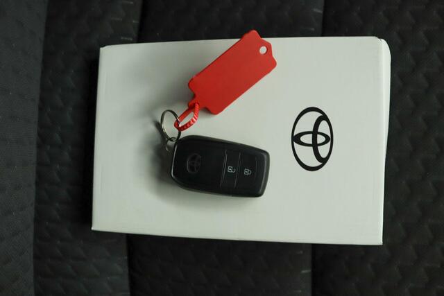 Toyota YARIS Cross 1.5 Hybrid 115 First Edition | Adaptive Cruise Control | Navigatie | Apple Carplay | Android auto | Keyless Entry | Achteruitrijcamera |