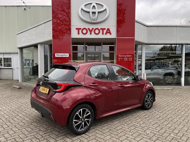 Toyota YARIS 1.5 VVT-i Dynamic | Rijklaar | Trekhaak | Navi | Camera