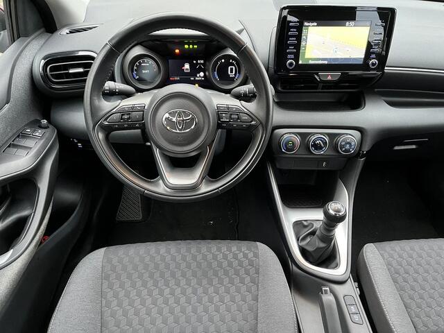 Toyota YARIS 1.5 VVT-i Dynamic | Rijklaar | Trekhaak | Navi | Camera