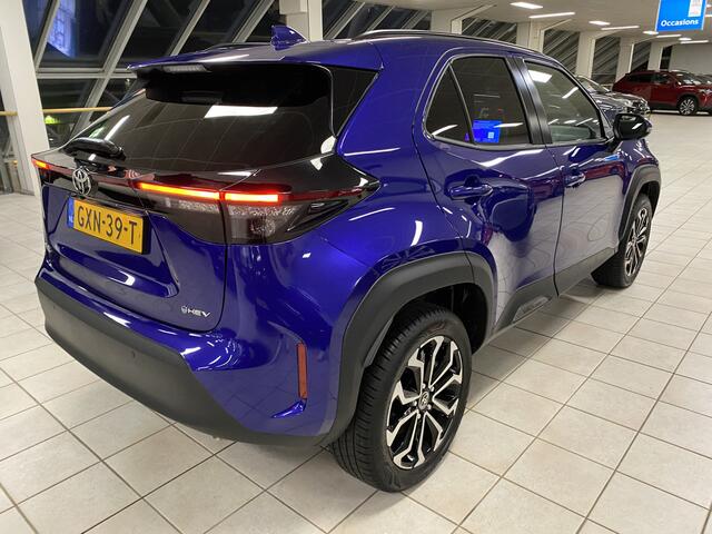 Toyota YARIS Cross 1.5 Hybrid 115 First Edition | Comfort Pack