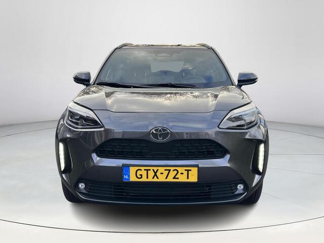 Toyota YARIS Cross 1.5 Hybrid 115 First Edition | Dode hoek waarschuwing | Stoel- + stuurverwarming | Parkeersensoren | Navigatie |
