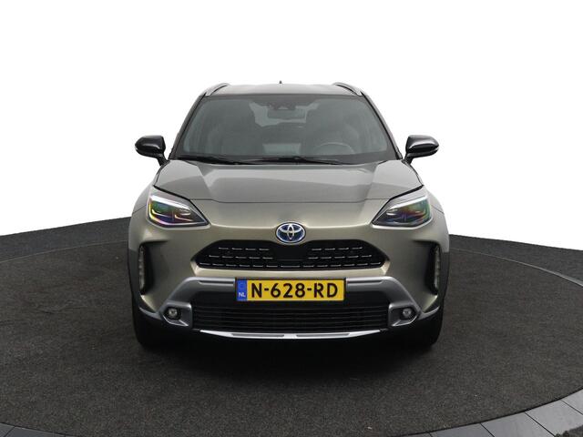 Toyota YARIS Cross 1.5 Hybrid Adventure | Afneembare Trekhaak | JBL Audio | Head Up Display | Grootscherm Navigatie |