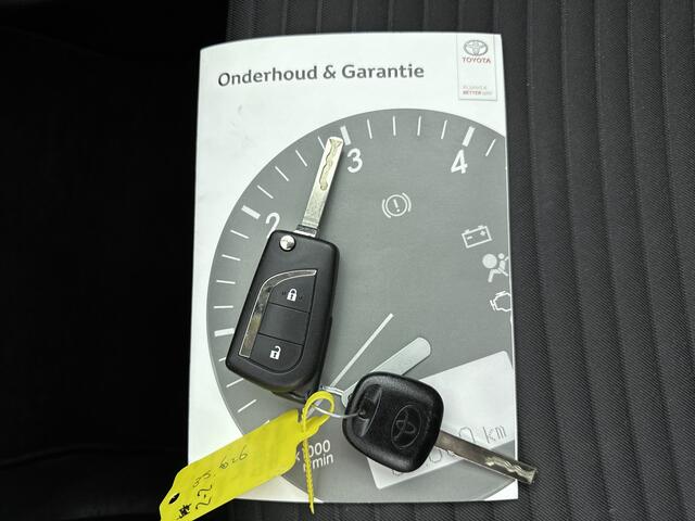 Toyota YARIS 1.0 VVT-i Connect | Bluetooth | Carplay | Airco |