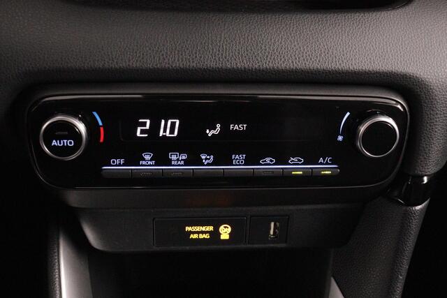 Toyota YARIS 1.5 Hybrid Active | Apple Carplay/Android Auto |