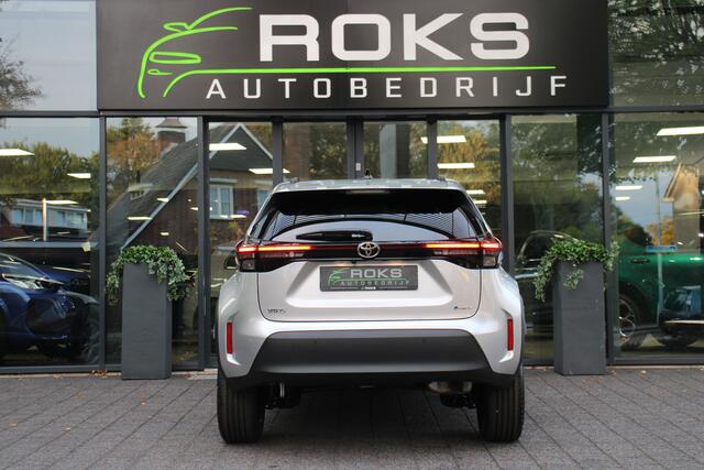 Toyota YARIS Cross 1.5 Hybrid 130 TeamPlayer Leder safety+winterpack