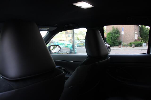 Toyota YARIS Cross 1.5 Hybrid 130 TeamPlayer Leder safety+winterpack