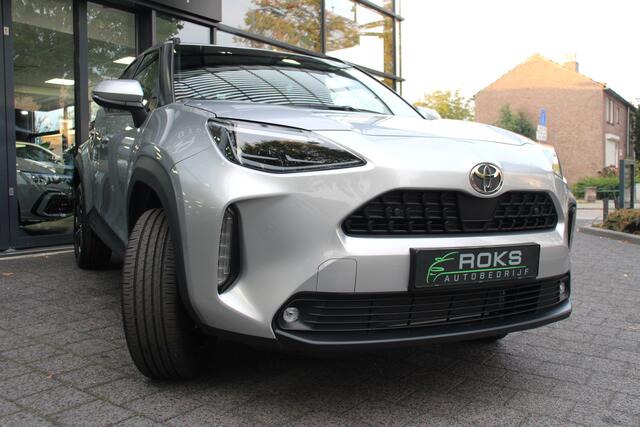 Toyota YARIS Cross 1.5 Hybrid 130 TeamPlayer Leder safety+winterpack