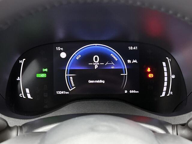 Toyota YARIS Cross 1.5 Hybrid Business | Adaptive cruise control | Climate control | Privacy glass |