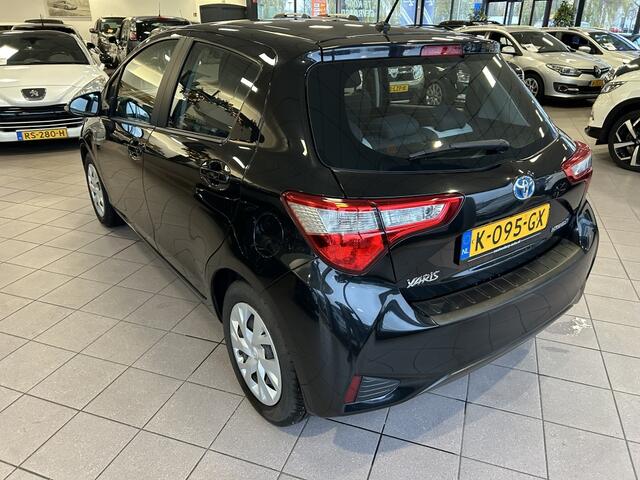 Toyota YARIS 1.5 Hyb. Active 75 DKM BJ 2020 !!!