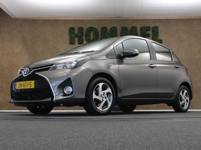 Toyota YARIS 1.5 Hybrid Trend - ORIGINEEL NEDERLANDSE AUTO - AFKOMSTIG VAN 2E EIGENAAR - VOLLEDIG ONDERHOUDEN - ALLE BOEKJES AANWEZIG- NAVIGATIE - CLIMATE CONTROL - LEDEREN STUUR - BOTSWAARSCHUWINGSSYSTEEM - 15 INCH LICHT METALEN VELGEN
