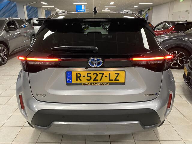 Toyota YARIS Cross 1.5 Hybrid Adventure | HUD |