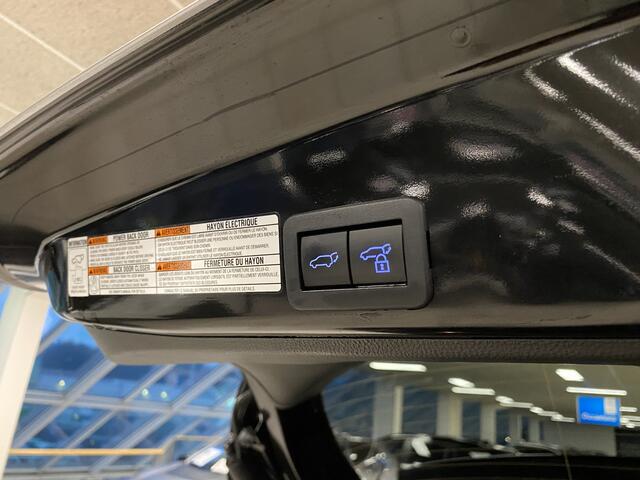 Toyota YARIS Cross 1.5 Hybrid Adventure | HUD |