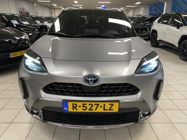 Toyota YARIS Cross 1.5 Hybrid Adventure | HUD |