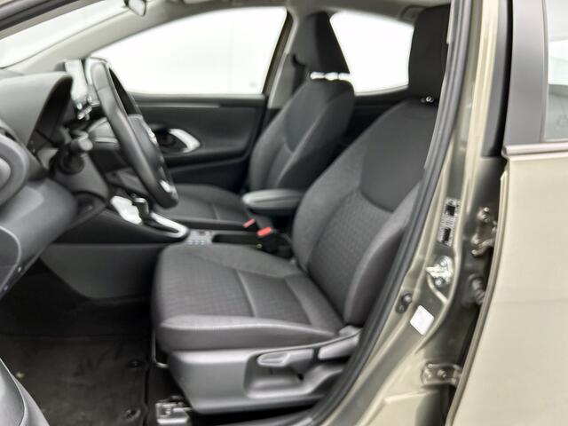 Toyota YARIS 1.5 Hybrid Active | Navigatie | Lichtmetalen velgen |