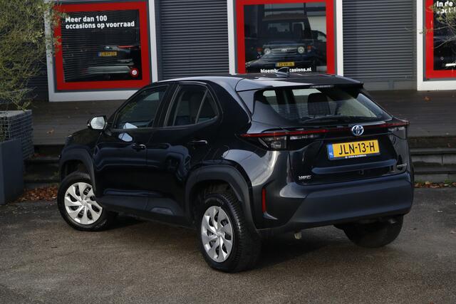 Toyota YARIS Cross 1.5 Hybrid Active All season banden | Car Play