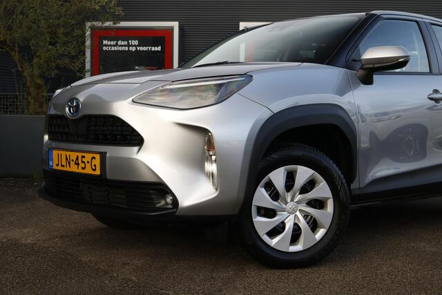 Toyota YARIS Cross 1.5 Hybrid Active All season banden | Apple Car Play |
