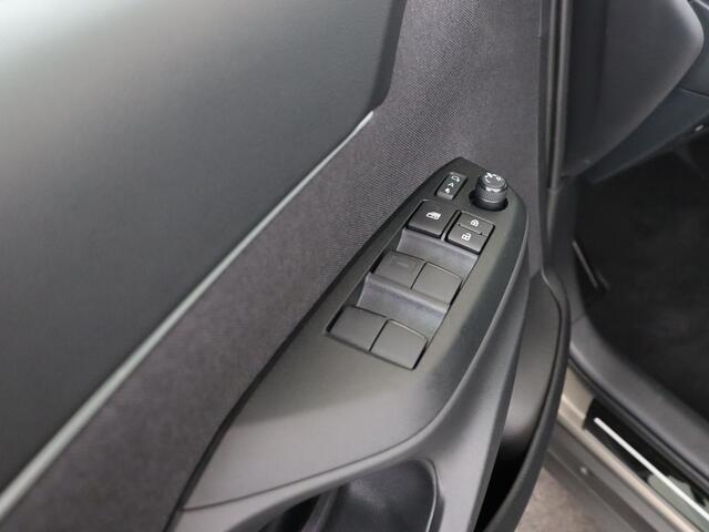 Toyota YARIS Cross 1.5 Hybrid 130 Launch Edition AWD Limited | BTW voertuig | 360 rondom zicht camera |