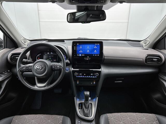Toyota YARIS Cross 1.5 Hybrid Executive | Navigatie | JBL | BLS | Head-up |