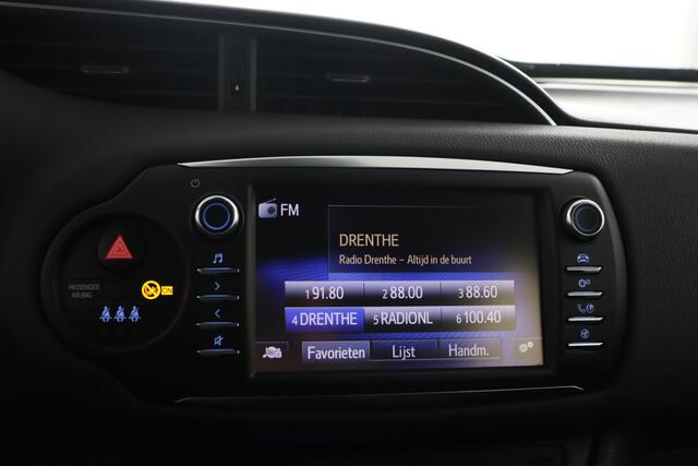 Toyota YARIS 1.5 VVT-i Executive | Trekhaak | Navigatie | Camera | Bluetooth |