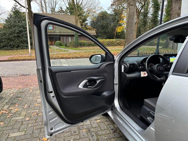 Toyota YARIS 1.5 Hybrid Active