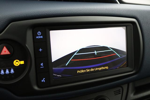 Toyota YARIS 1.5 Hybrid Bi-Tone | Climate control | Cruise control | Keyless | Parkeercamera |