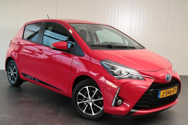 Toyota YARIS 1.5 Hybrid Dynamic Limited, Navi, Camera, Lichtmetalen velgen, Dealeronderhouden!