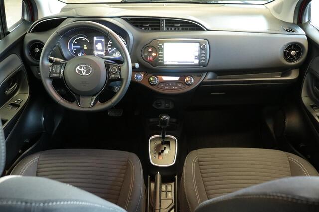 Toyota YARIS 1.5 Hybrid Dynamic Limited, Navi, Camera, Lichtmetalen velgen, Dealeronderhouden!