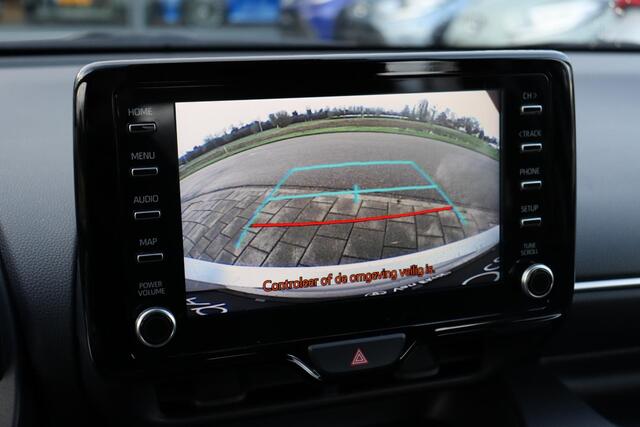 Toyota YARIS 1.5 VVT-i Dynamic, Stoel en stuurverwarming Apple Carplay, Android auto, Parkeercamera, Automatisch dimmend binnenspiegel, LED Verlichting