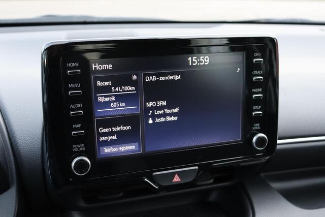 Toyota YARIS 1.5 VVT-i Dynamic, Stoel en stuurverwarming Apple Carplay, Android auto, Parkeercamera, Automatisch dimmend binnenspiegel, LED Verlichting