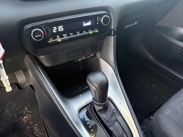 Toyota YARIS 1.5 Hybrid 115 Active | Apple CarPlay & Android auto | Parkeersensoren Achter | Adaptieve Cruise Control |