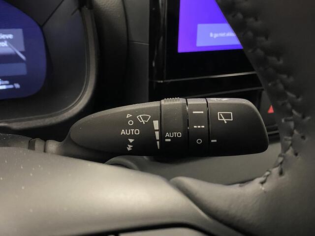 Toyota YARIS 1.5 Hybrid 130 Launch Edition DEMO!