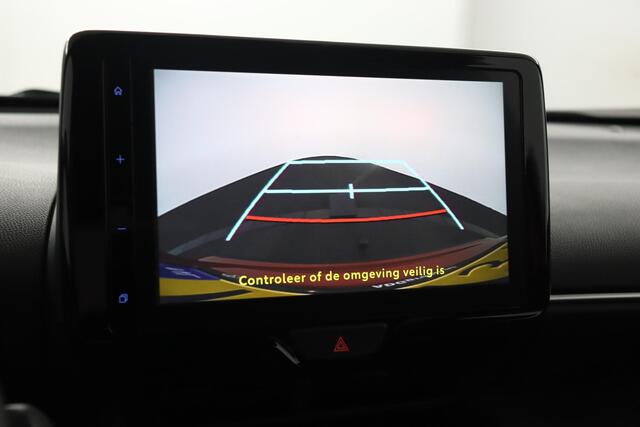 Toyota YARIS Cross 1.5 Hybrid First Edition | Navigatie | Trekhaak | Eerste eigenaar |