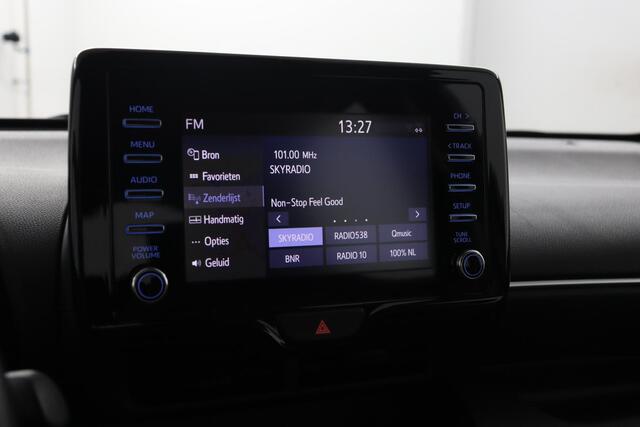 Toyota YARIS 1.5 Hybrid First Edition | Navigatie | LED verlichting | Keyless entry |