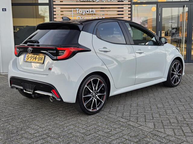 Toyota YARIS 1.5 Hybrid GR Sport | Rijklaar |trekhaak afneembaar