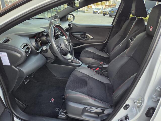 Toyota YARIS 1.5 Hybrid GR Sport | Rijklaar |trekhaak afneembaar