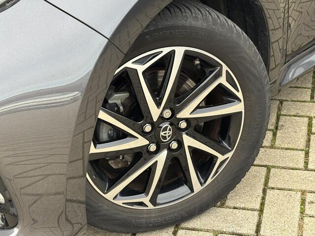 Toyota YARIS 1.5 Hybrid Dynamic | Apple Carplay/Android auto | Camera | 1ste eigenaar | NL auto | Toyota garantie tot 2033!