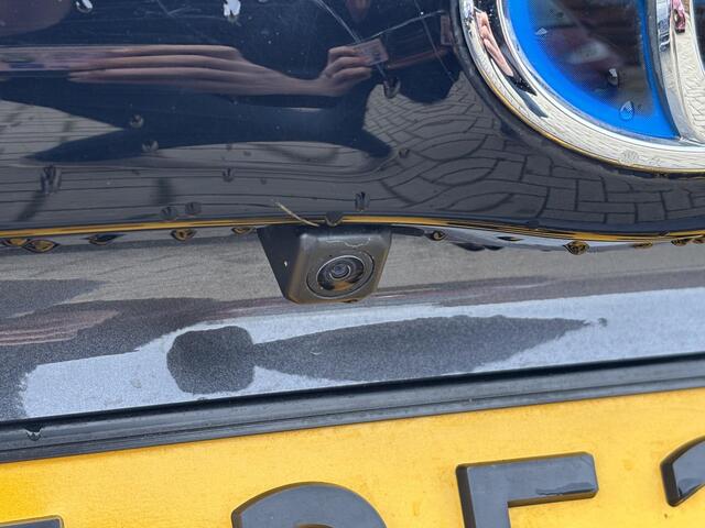 Toyota YARIS 1.5 Hybrid Dynamic | Apple Carplay/Android auto | Camera | 1ste eigenaar | NL auto | Toyota garantie tot 2033!