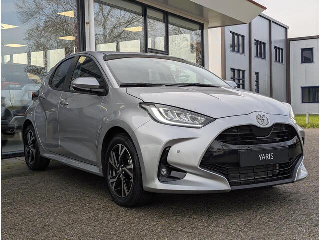 Toyota YARIS 1.5 Hybrid 115 Dynamic Comfort Pack | Stoel- stuurverwarming | PDC V+A | BSM | ACC | Qi-lader