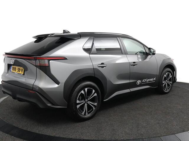 Toyota bZ4X Dynamic 71 kWh Bi-Tone + Panoramisch dak